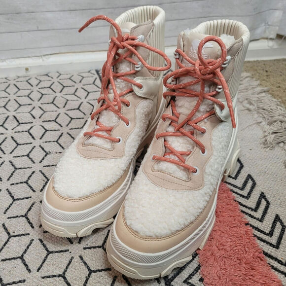 SOREL Brex Cozy Waterproof Boot in Nova Sand/Sea Salt, sz 10 - Picture 2 of 16